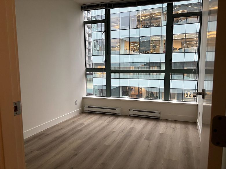 703 1238 Burrard Street