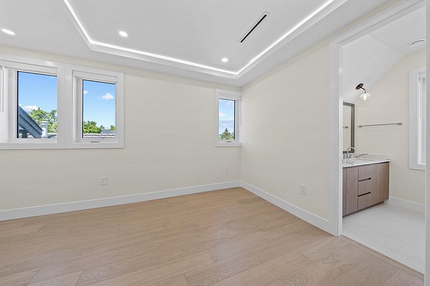 2 4650 Gothard Street