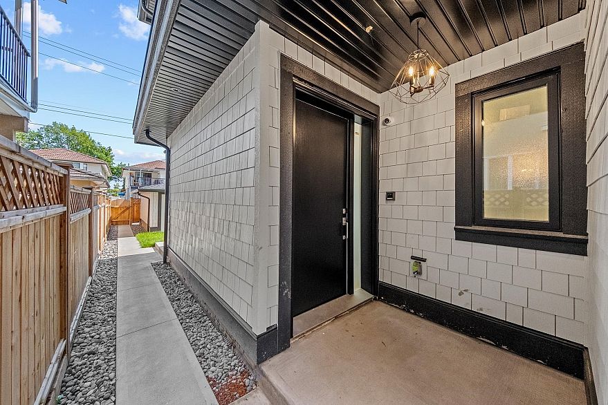 2 4650 Gothard Street