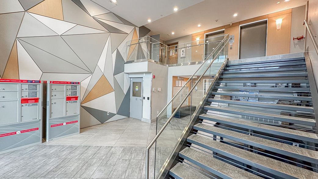 503 384 E 1st Avenue