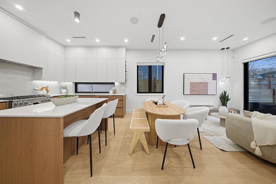 1 2635 W 12th Avenue