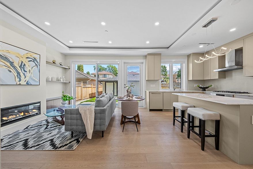 2 4650 Gothard Street