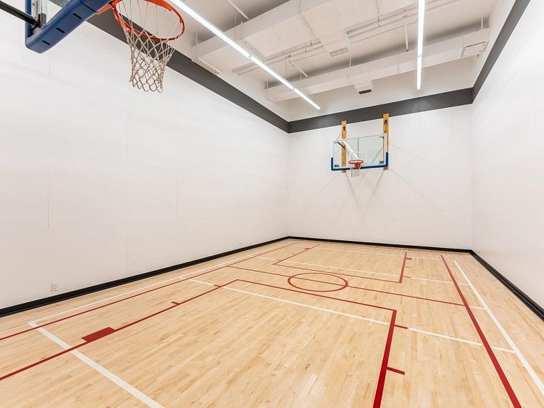 2008 8538 River District Crossing