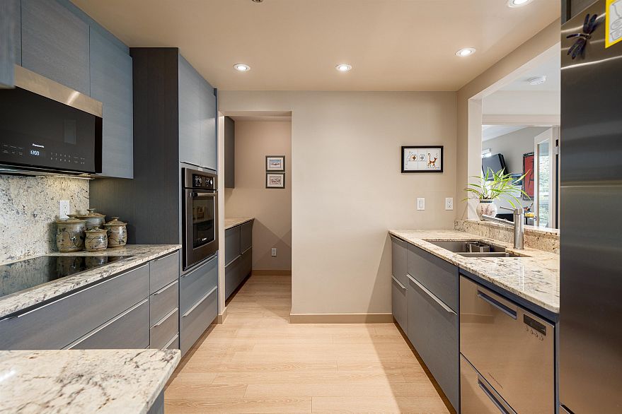 108 1502 Island Park Walk