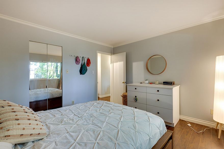 204 1424 Walnut Street