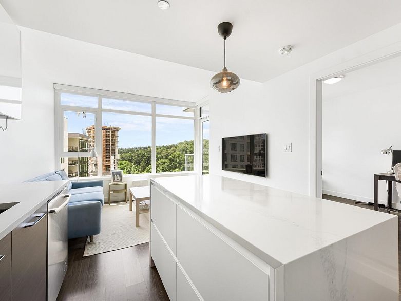 2008 8538 River District Crossing