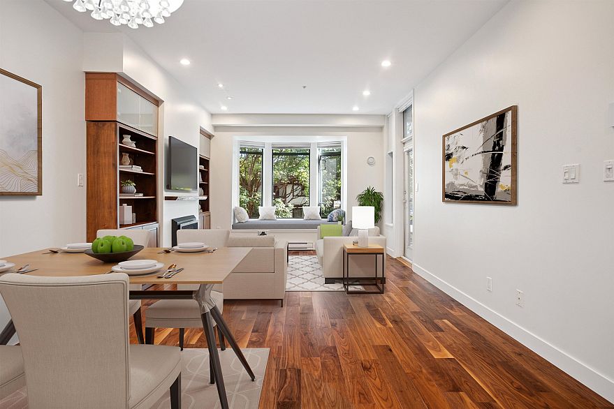 210 2028 W 11th Avenue