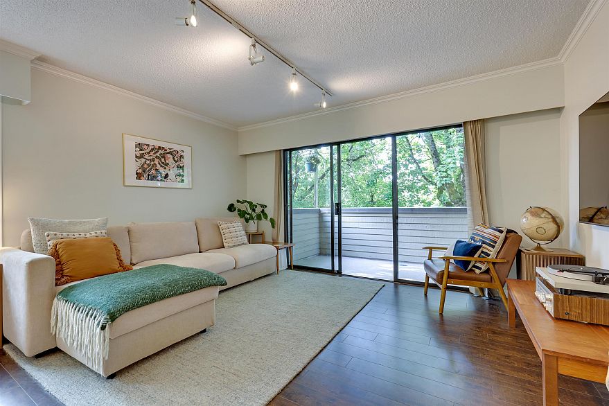 204 1424 Walnut Street