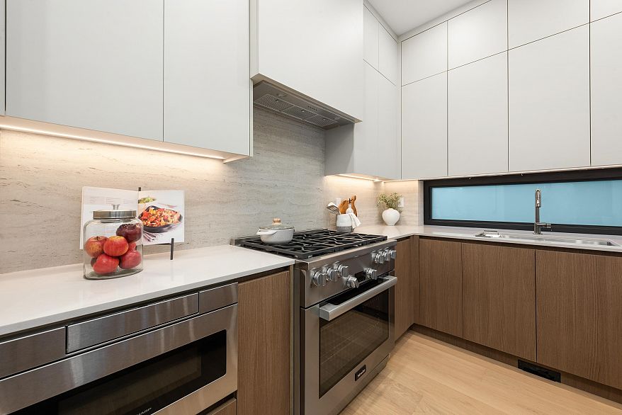 1 2635 W 12th Avenue