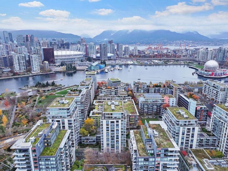 1708 168 W 1st Avenue