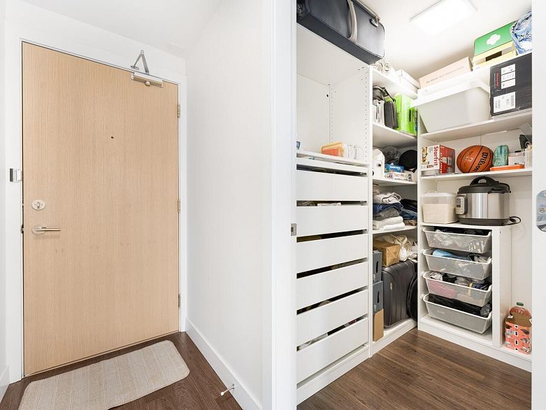 2008 8538 River District Crossing