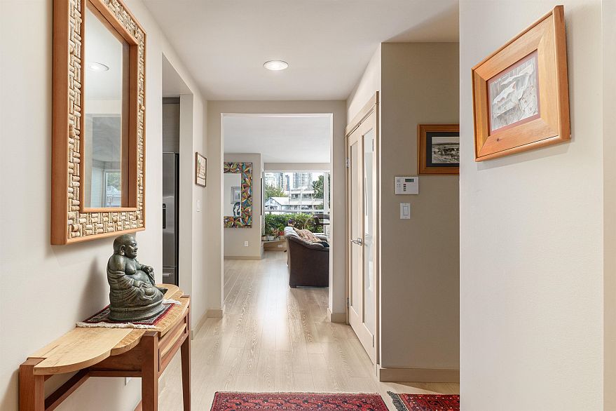 108 1502 Island Park Walk