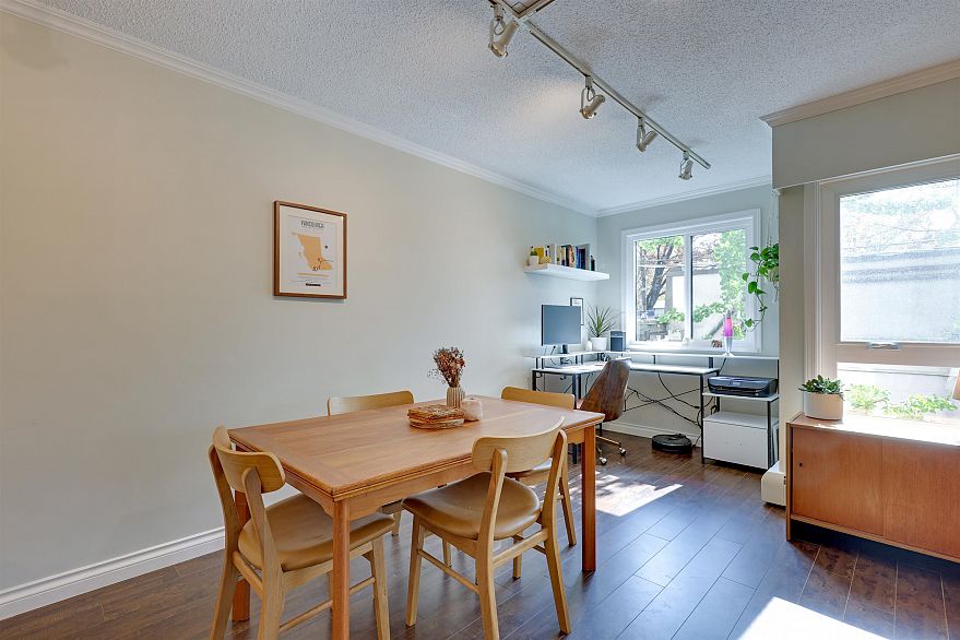 204 1424 Walnut Street