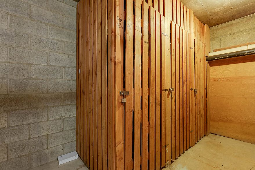 204 1424 Walnut Street