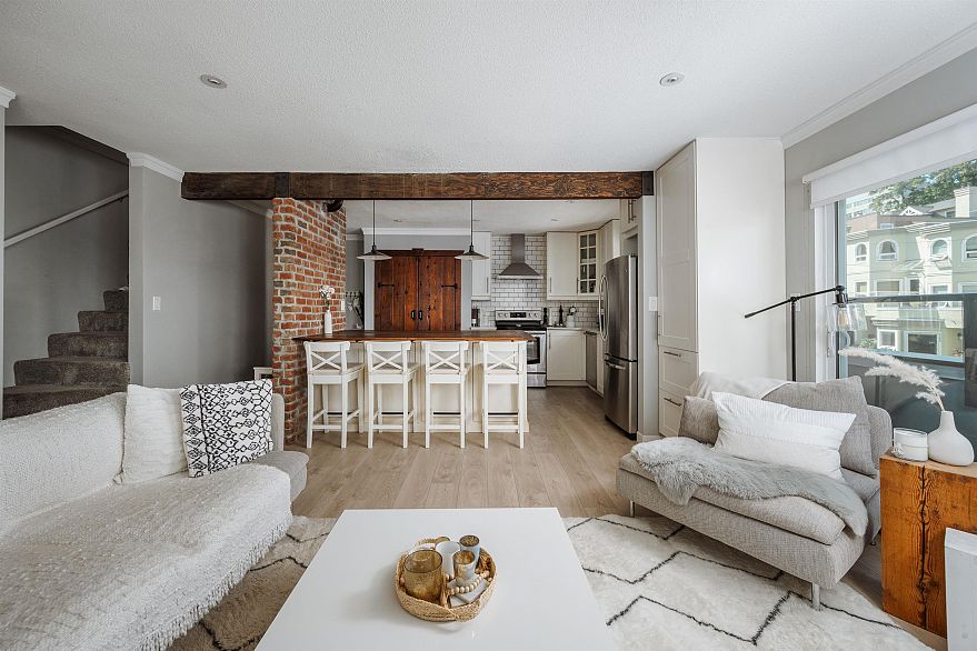 21 1182 W 7th Avenue