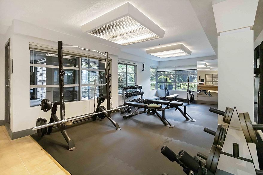 409 3083 W 4th Avenue