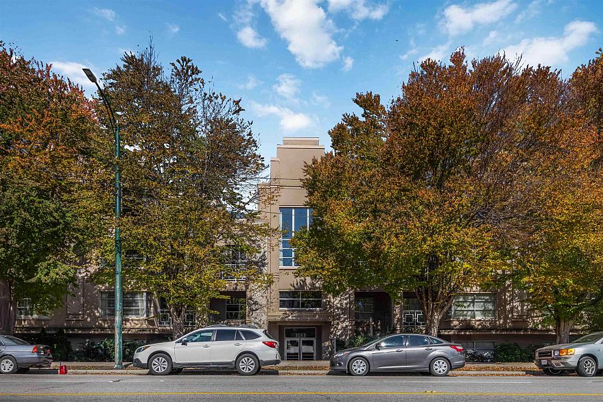 409 3083 W 4th Avenue