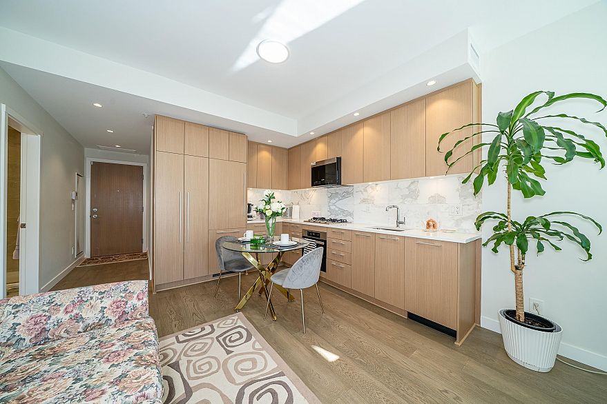 101 5608 Berton Avenue