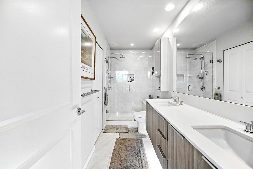 205 3289 Riverwalk Avenue