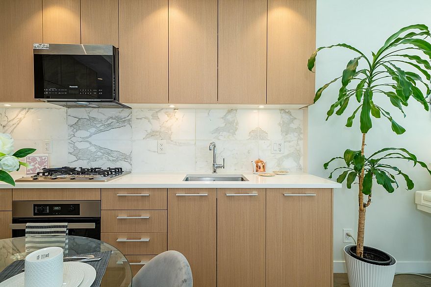 101 5608 Berton Avenue