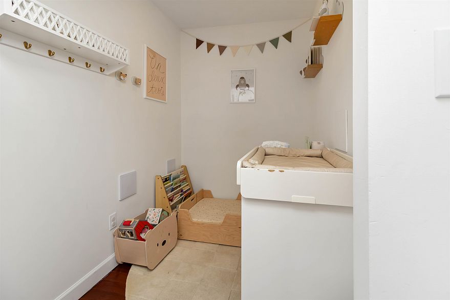 409 3083 W 4th Avenue