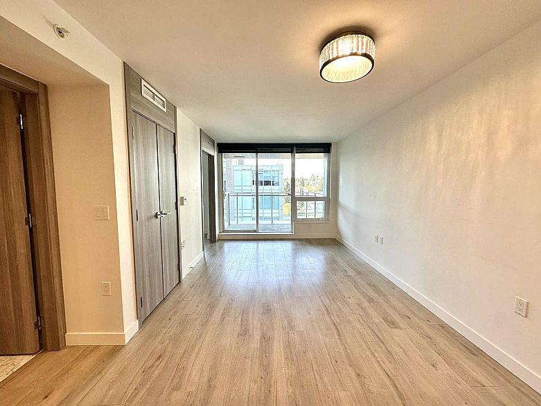 911 455 SW Marine Drive