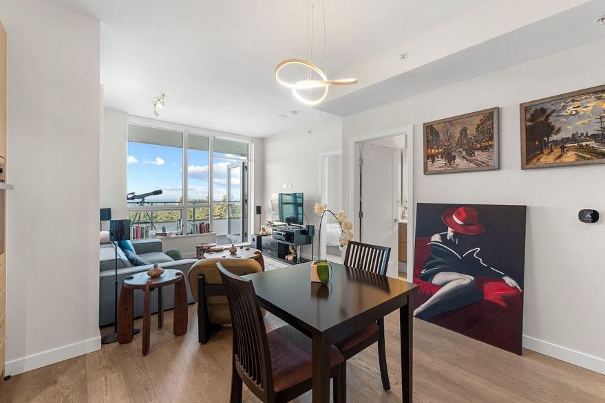 1902 5608 Berton Avenue