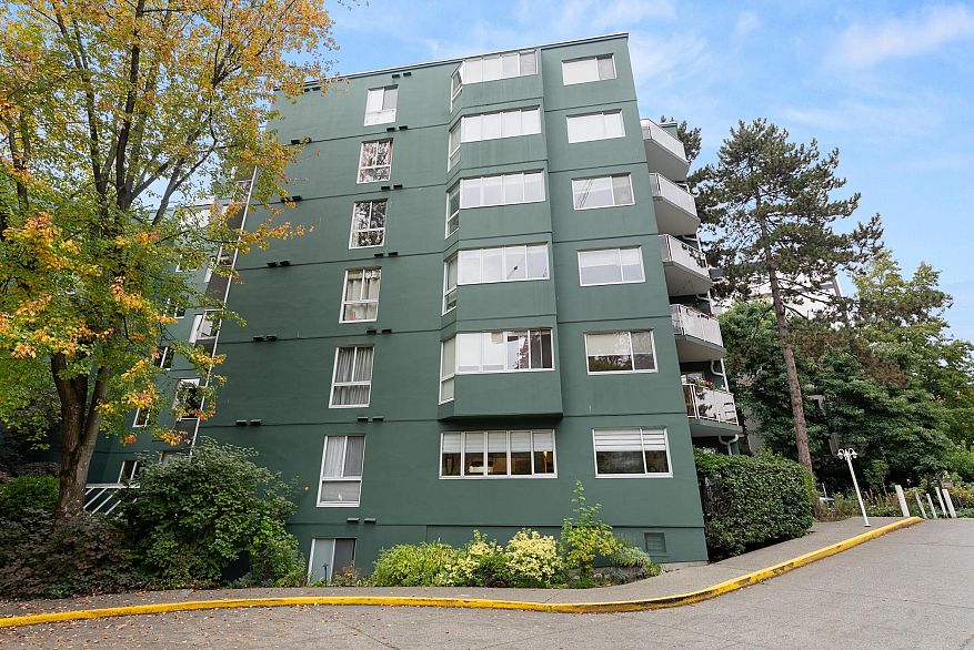 210 1508 Mariner Walk