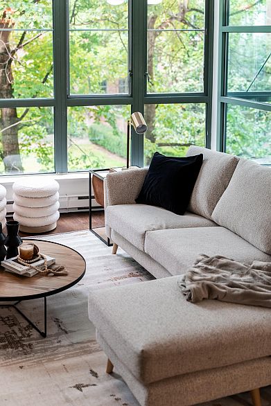 301 1159 Main Street