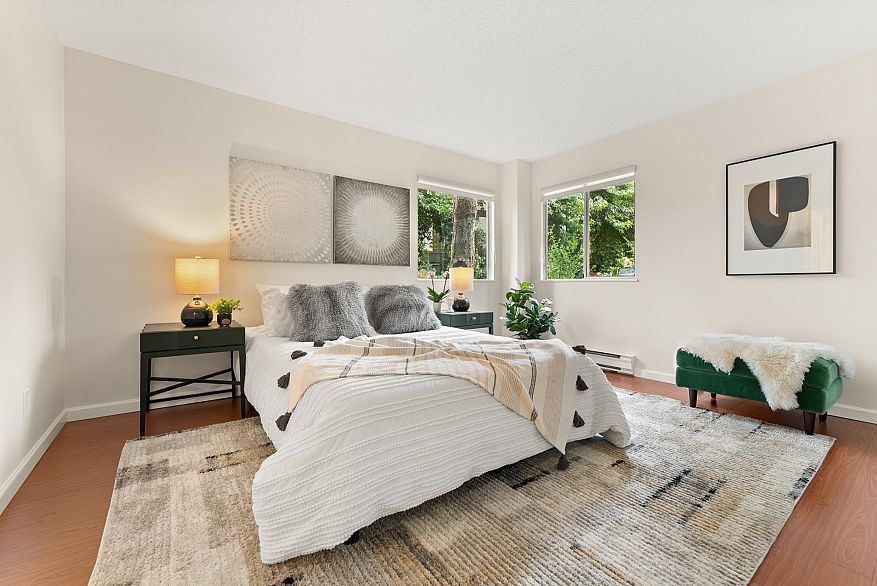 210 1508 Mariner Walk