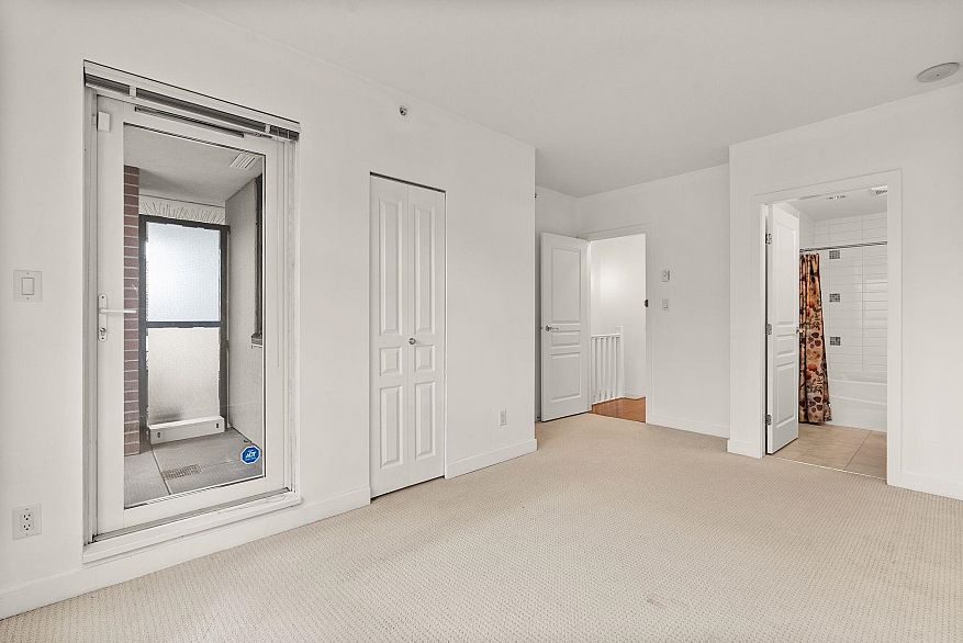 1468 Cedar Cottage Mews