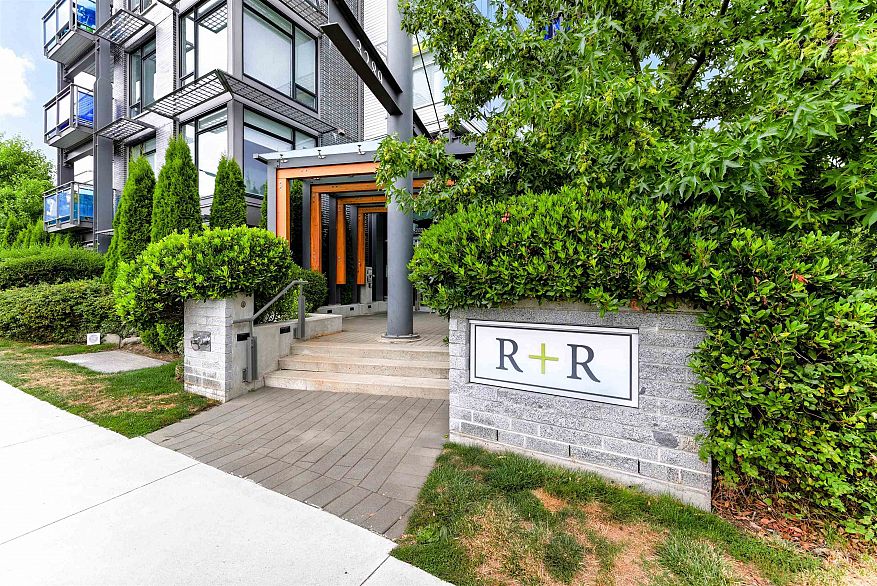 205 3289 Riverwalk Avenue