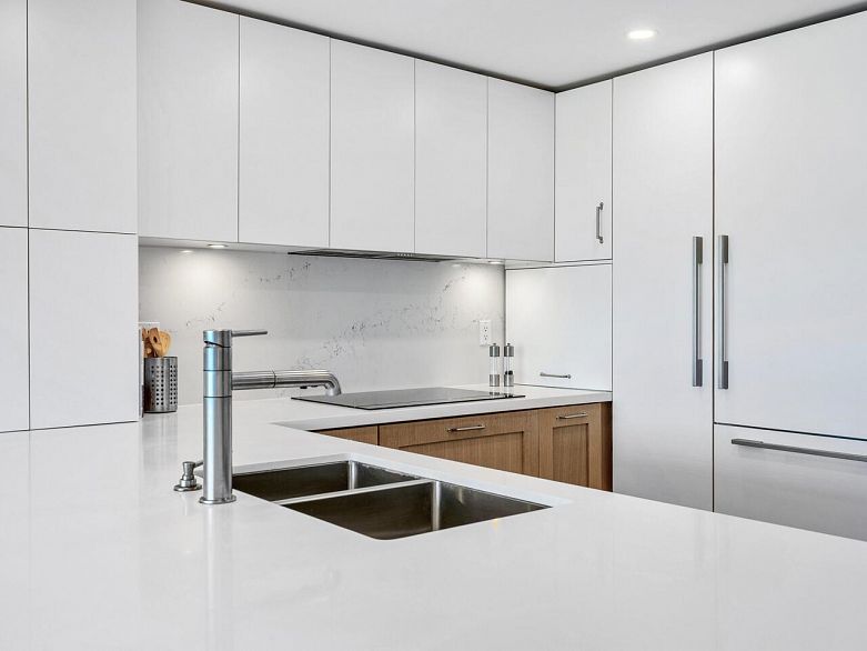 514 456 Moberly Road