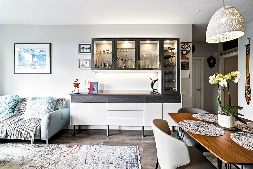 205 3289 Riverwalk Avenue