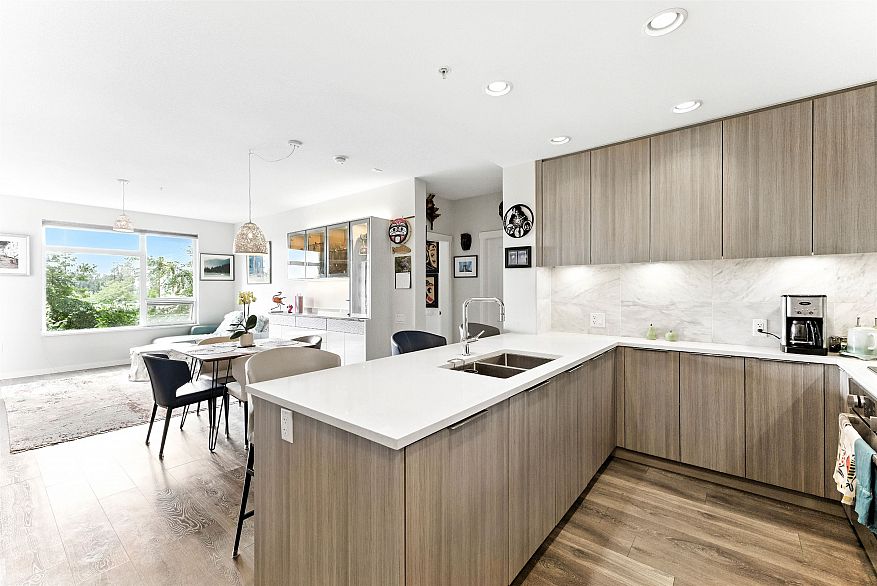 205 3289 Riverwalk Avenue