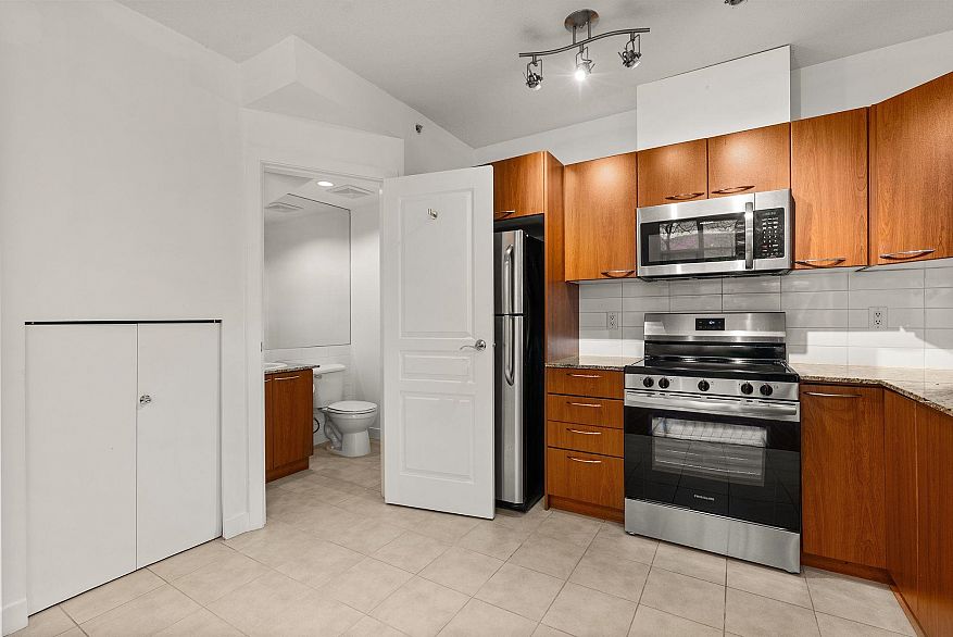 1468 Cedar Cottage Mews