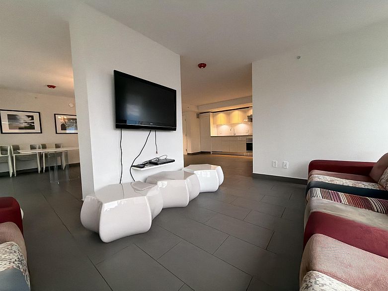 1508 188 Keefer Street