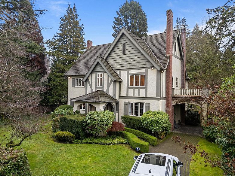 5376 Marguerite Street