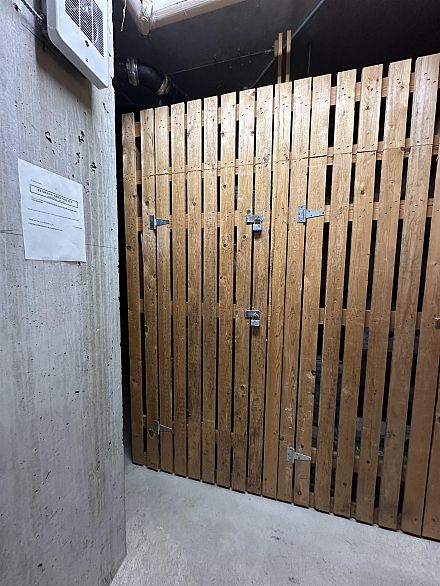 203 1845 Robson Street