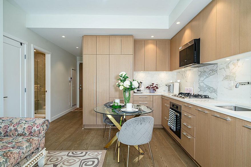 101 5608 Berton Avenue