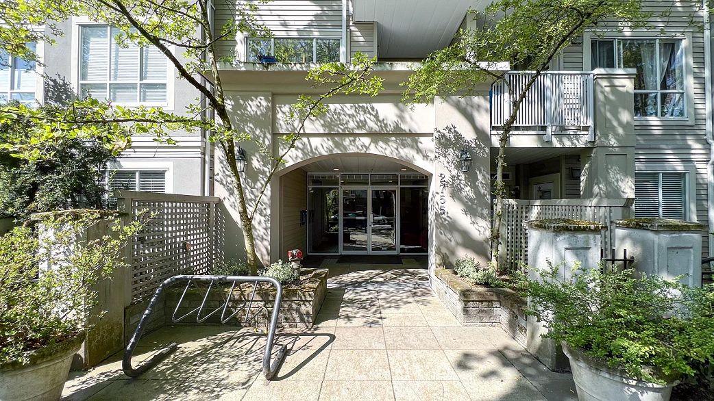 404 2755 Maple Street