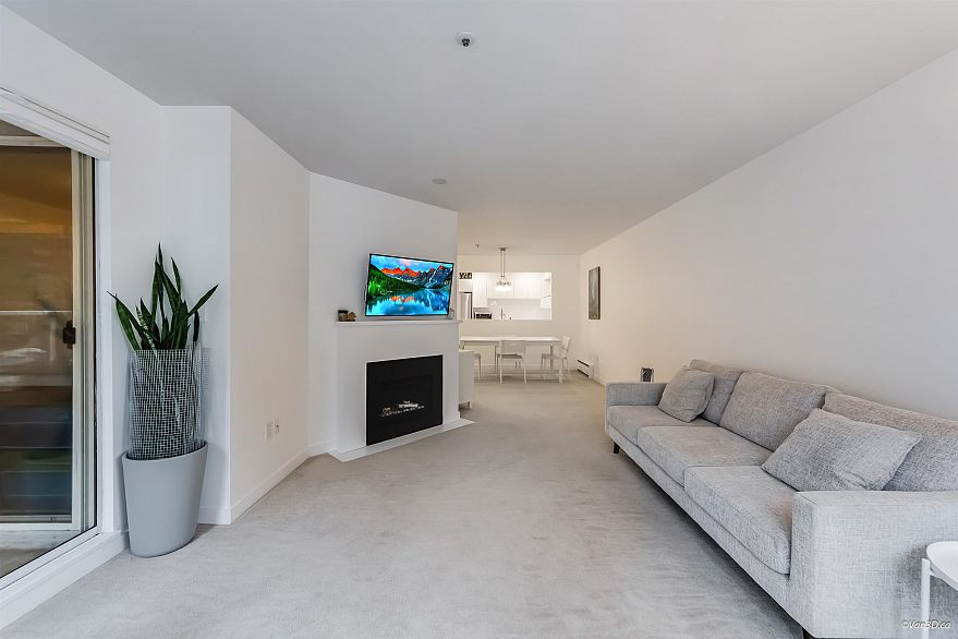 207 2288 W 12th Avenue