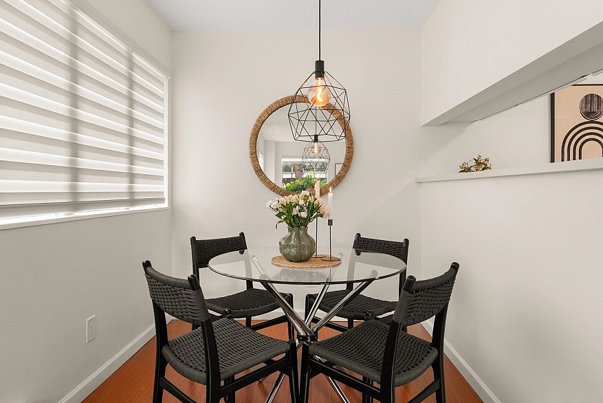 210 1508 Mariner Walk