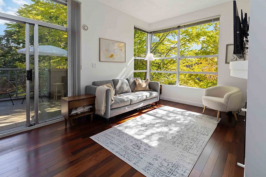 409 3083 W 4th Avenue