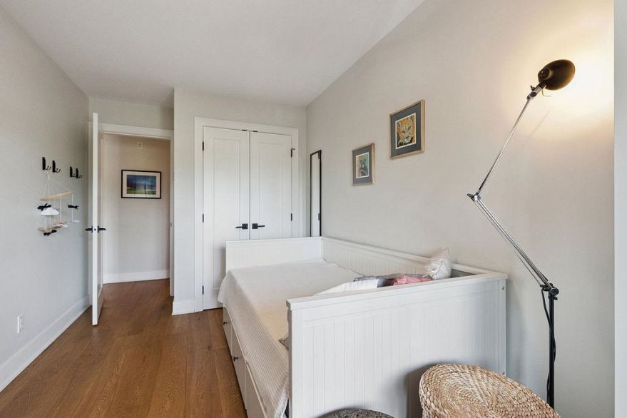 215 3250 W Broadway Street