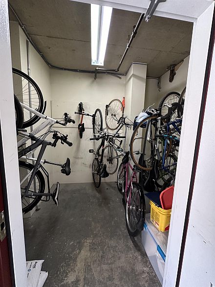 203 1845 Robson Street