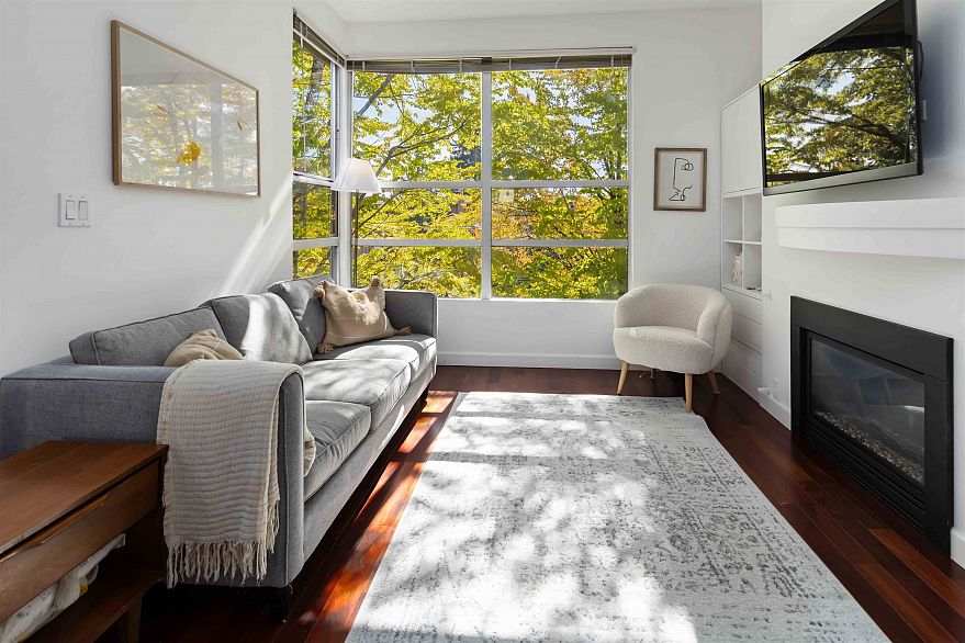 409 3083 W 4th Avenue