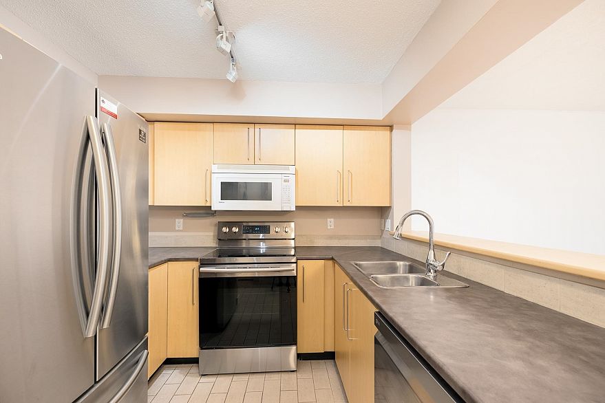 310 2768 Cranberry Drive