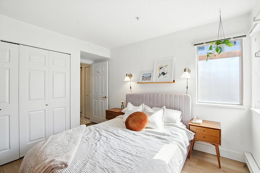 106 688 E 16th Avenue