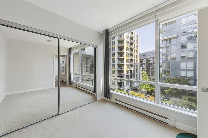 621 1783 Manitoba Street